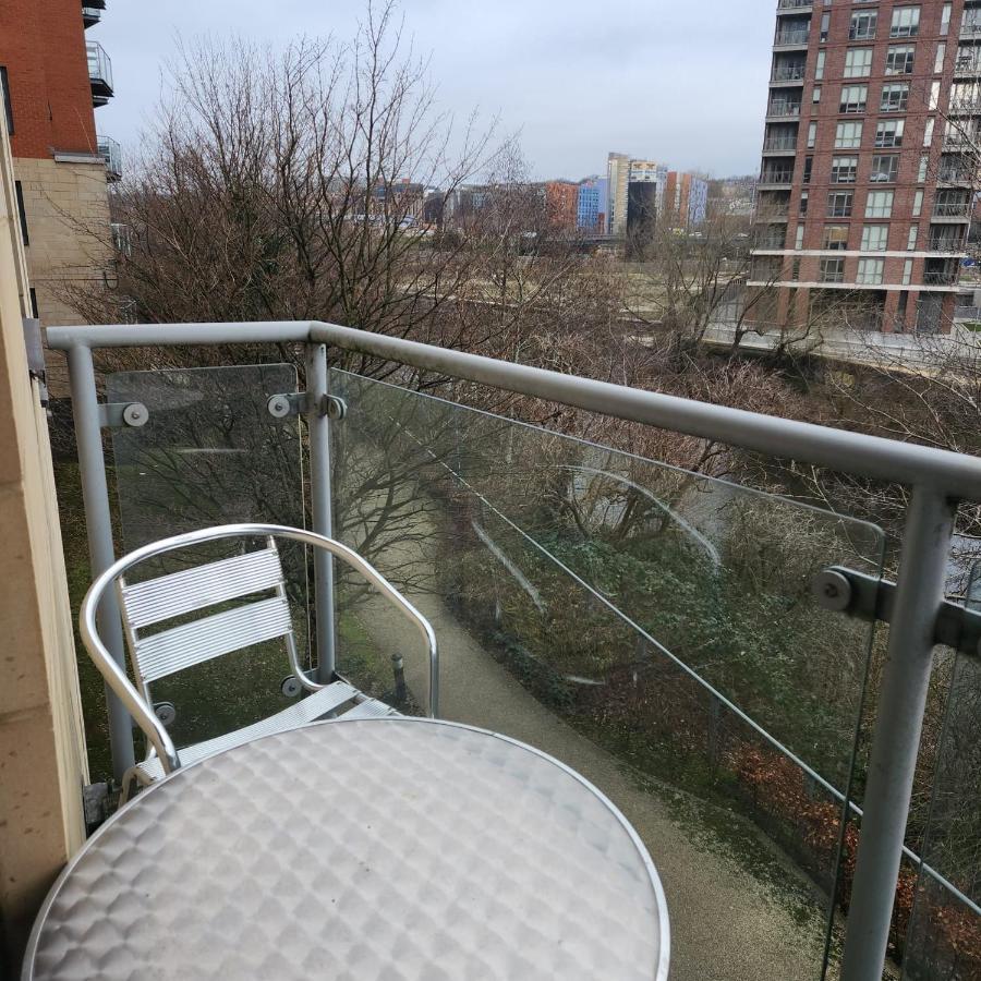 Shared Apartment - Walking From Leeds City Center المظهر الخارجي الصورة