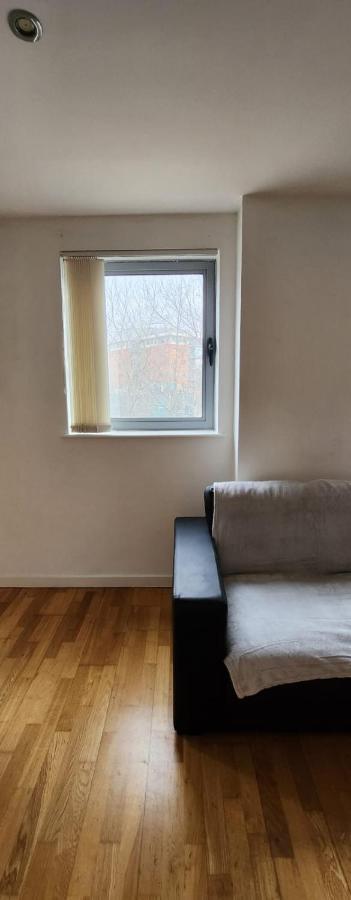 Shared Apartment - Walking From Leeds City Center المظهر الخارجي الصورة