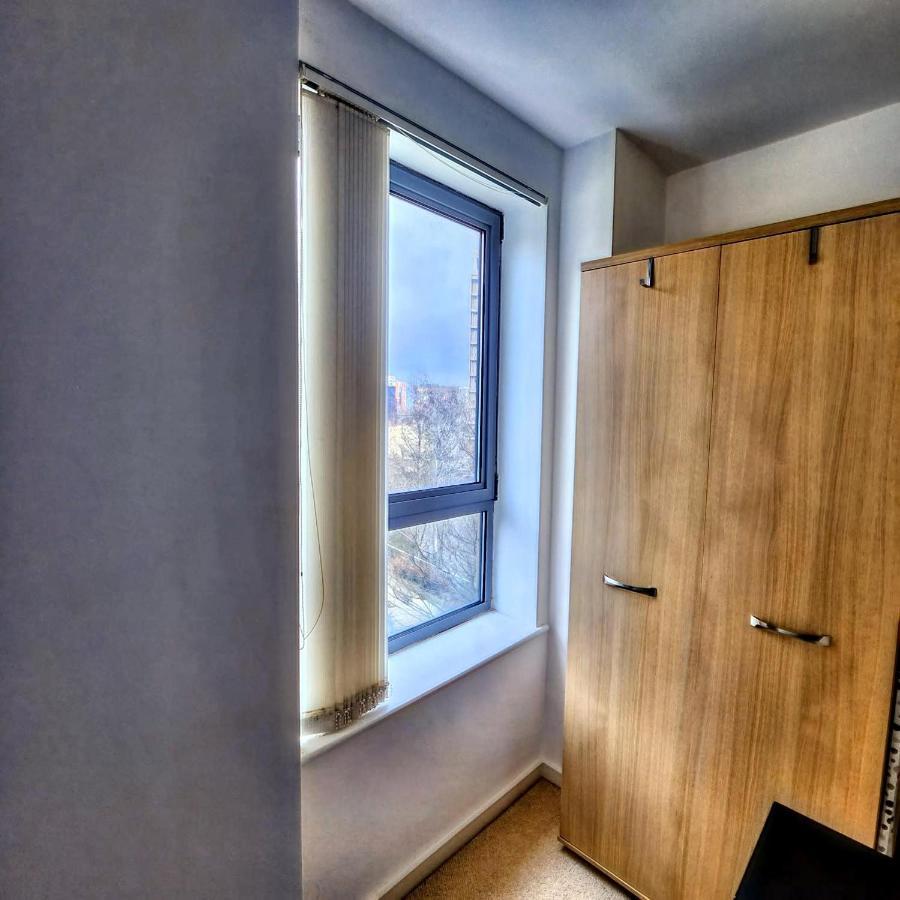 Shared Apartment - Walking From Leeds City Center المظهر الخارجي الصورة