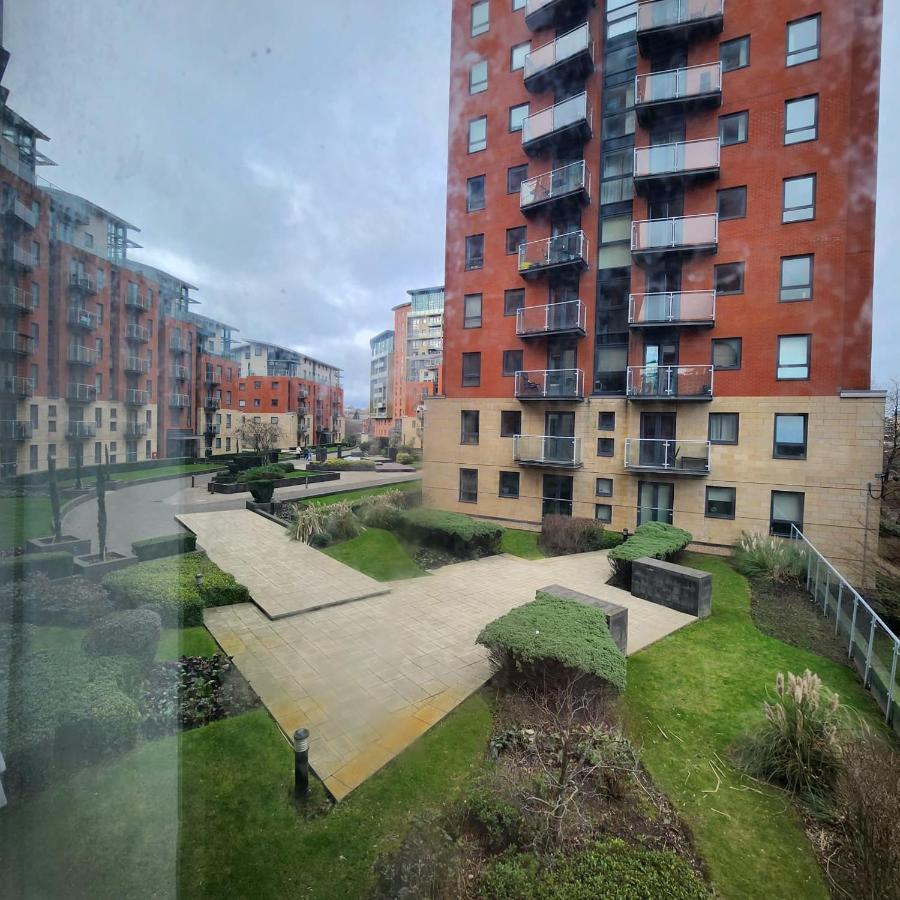 Shared Apartment - Walking From Leeds City Center المظهر الخارجي الصورة