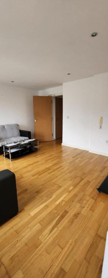 Shared Apartment - Walking From Leeds City Center المظهر الخارجي الصورة