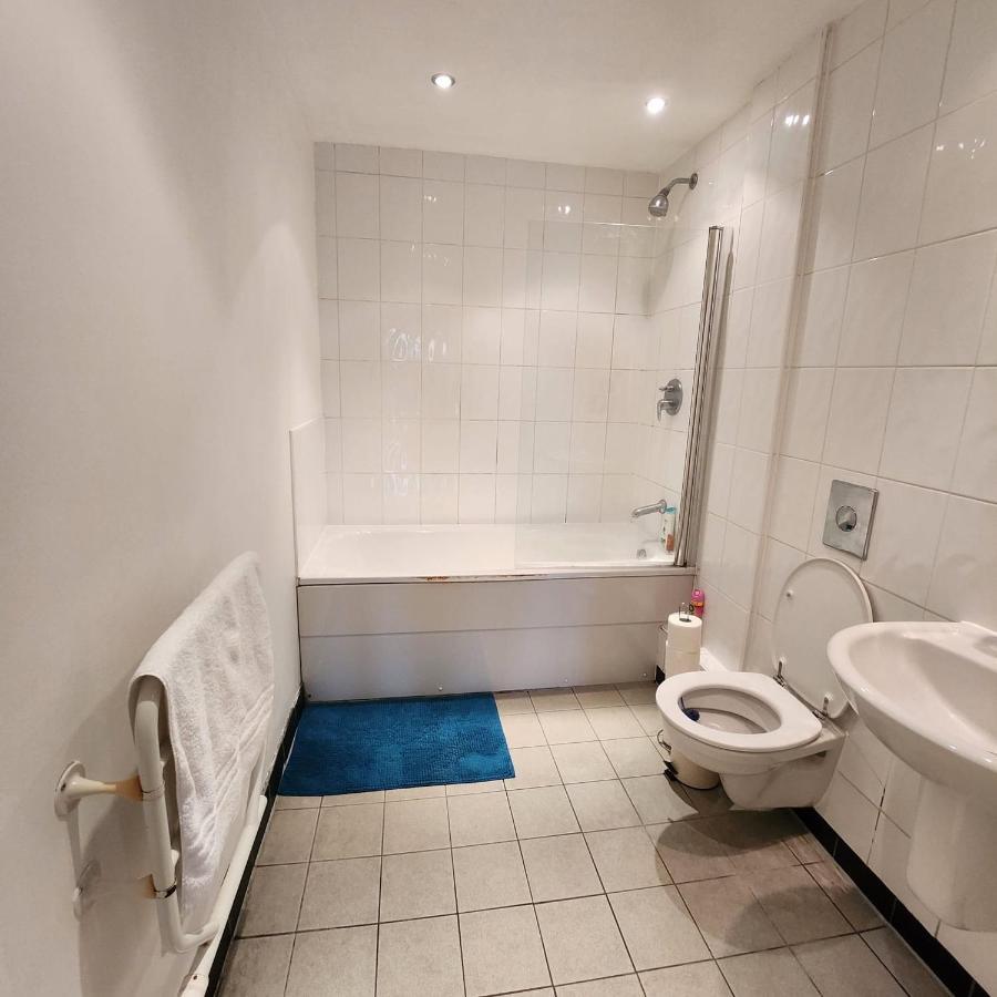 Shared Apartment - Walking From Leeds City Center المظهر الخارجي الصورة