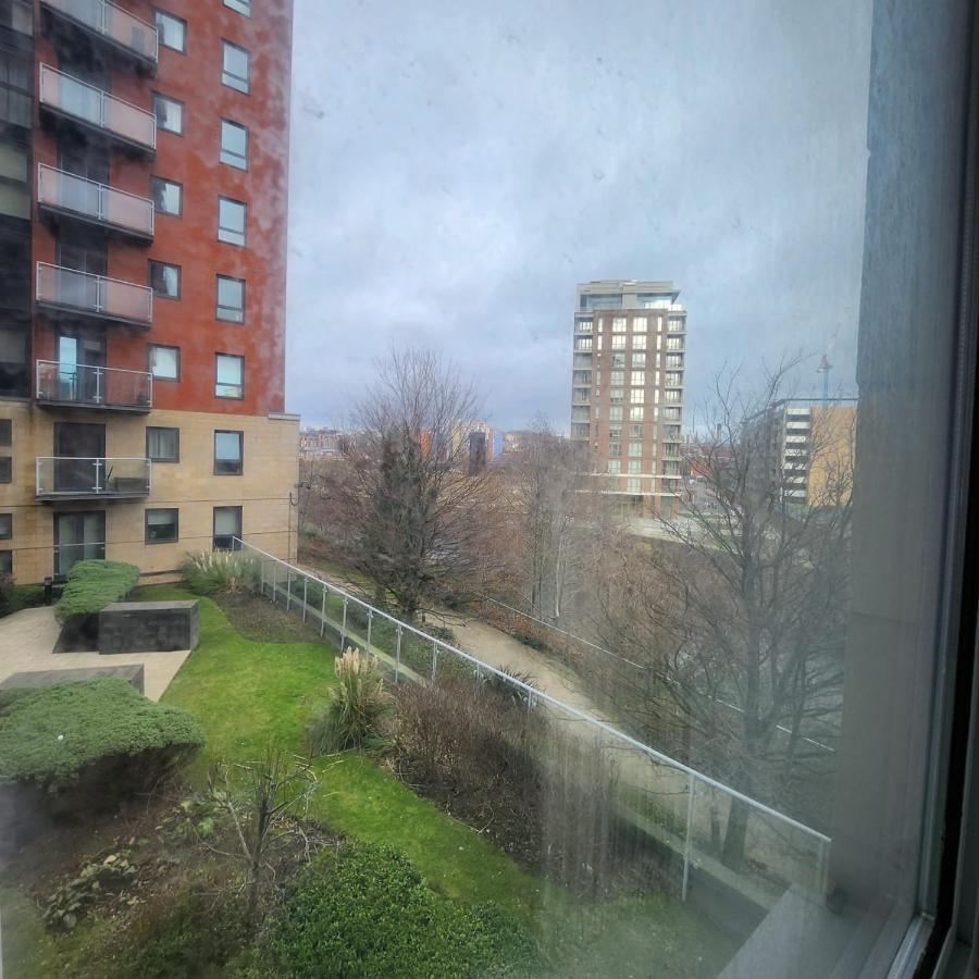 Shared Apartment - Walking From Leeds City Center المظهر الخارجي الصورة