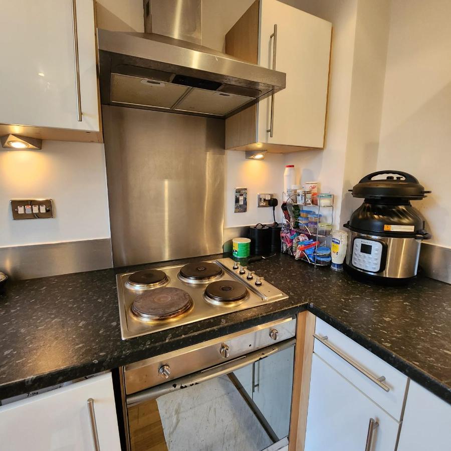 Shared Apartment - Walking From Leeds City Center المظهر الخارجي الصورة